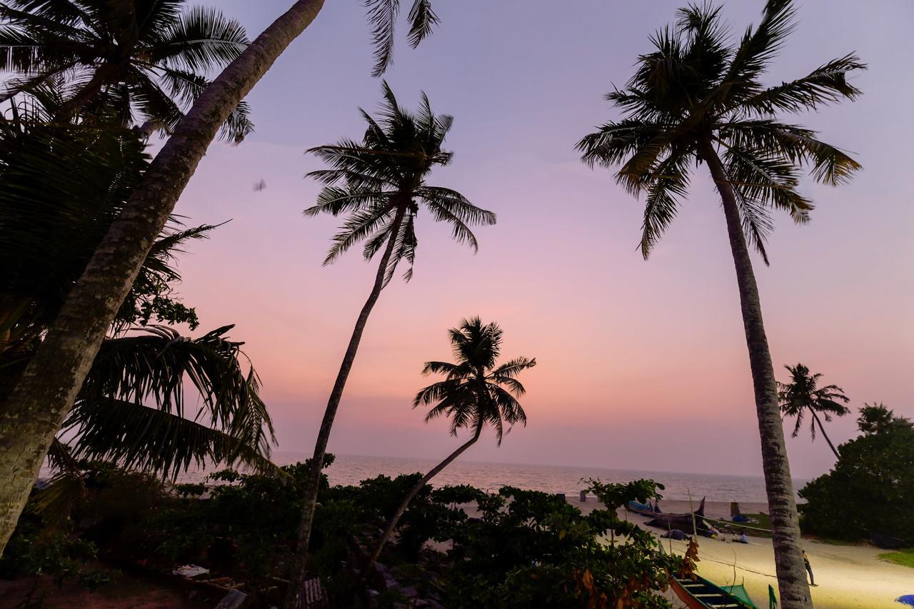 Oyo 11891 Amare Beach Resorts Alappuzha Екстер'єр фото